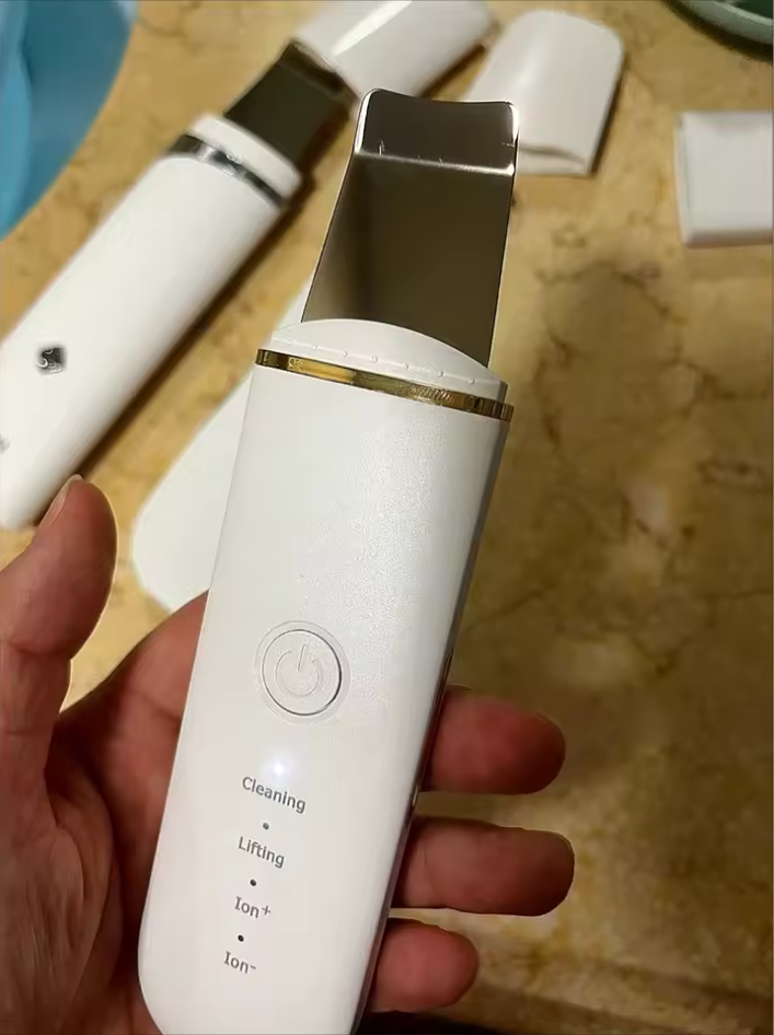 Ultrasonic Skin Scrubber